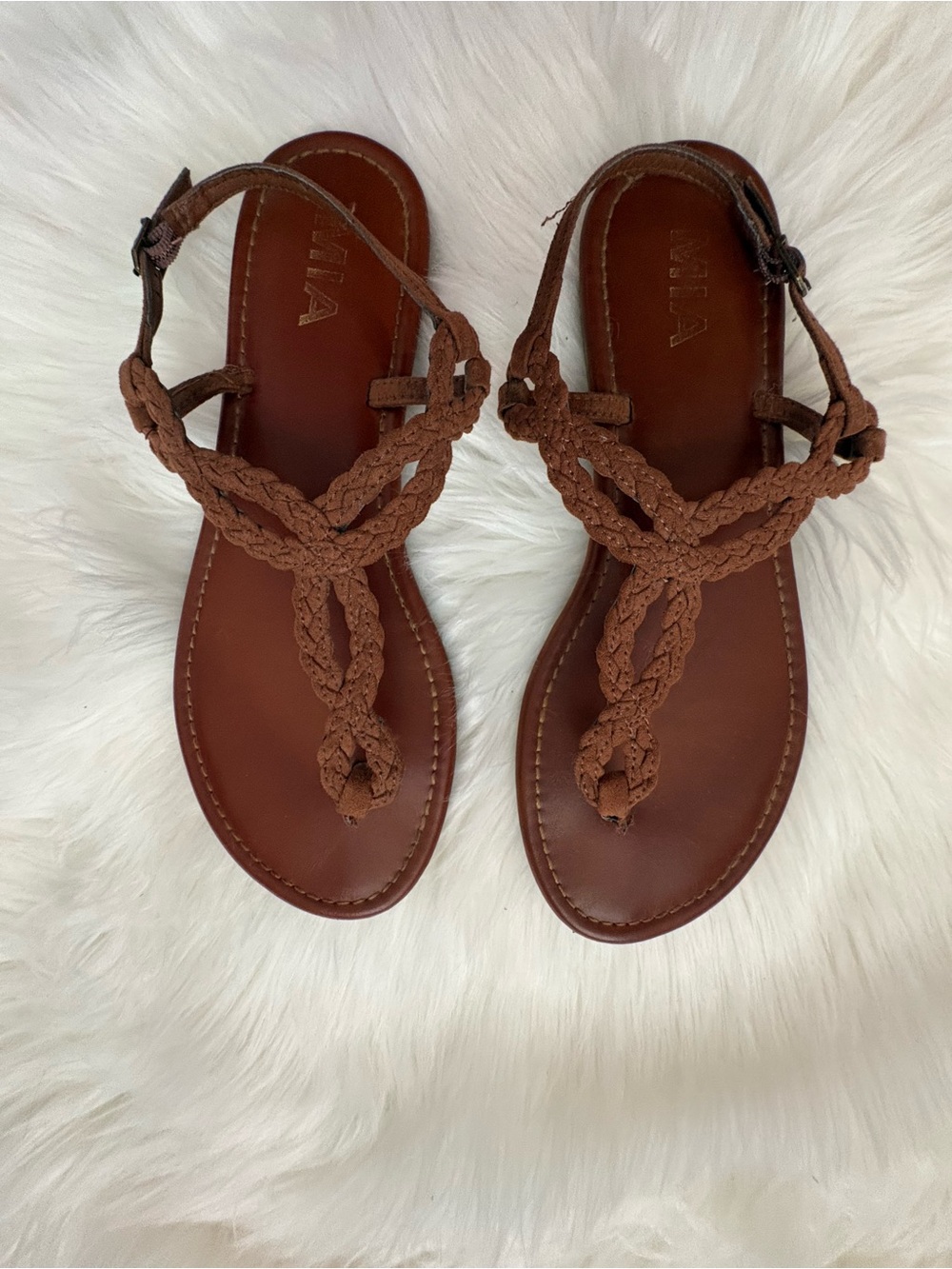 MIA Braided T-Strap Leather Sandals in Brown